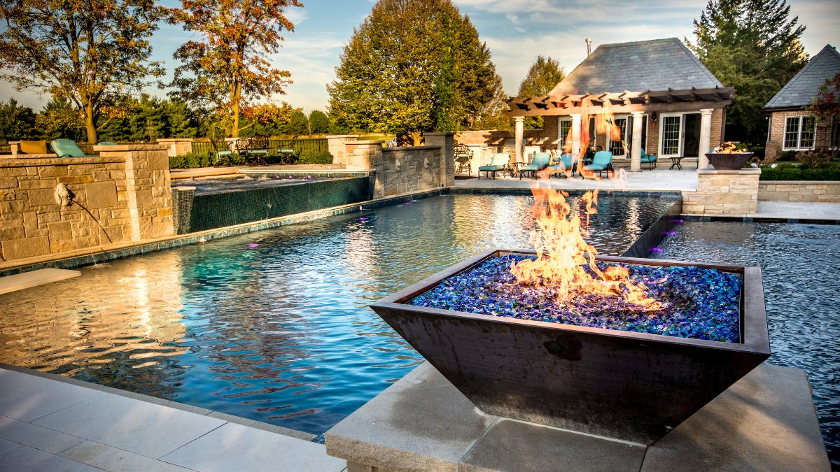 Pool Accessories: Importance of Water and Fire Bowls