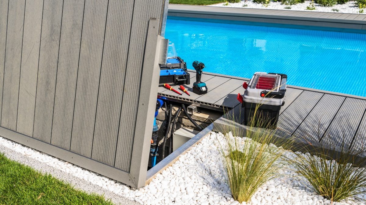 Leak Detection in Swimming Pools and Spa