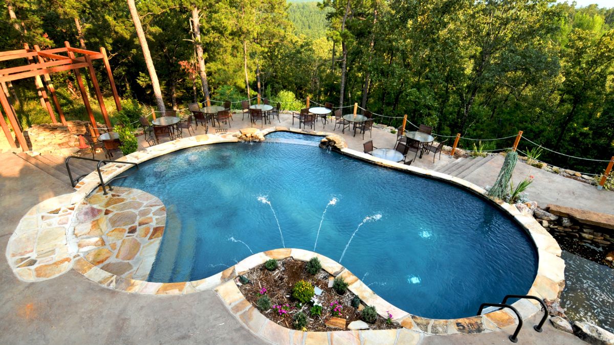 Eco-Friendly Pool Maintenance Tips for Southwest Florida