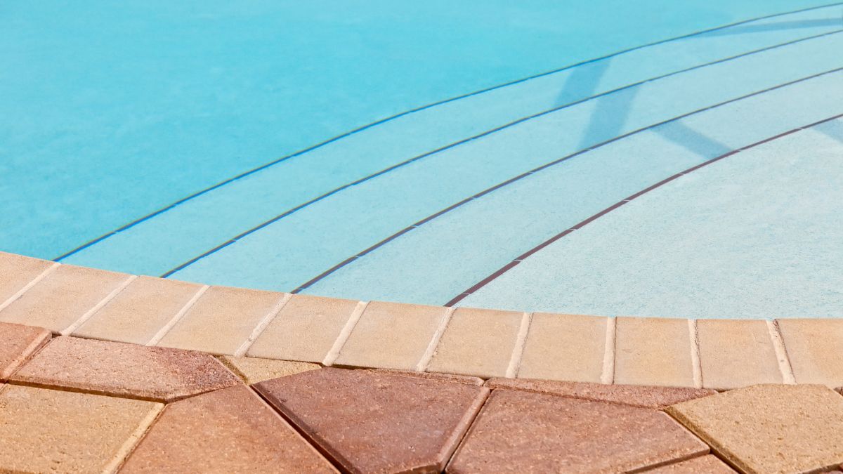 Pavers vs Travertine