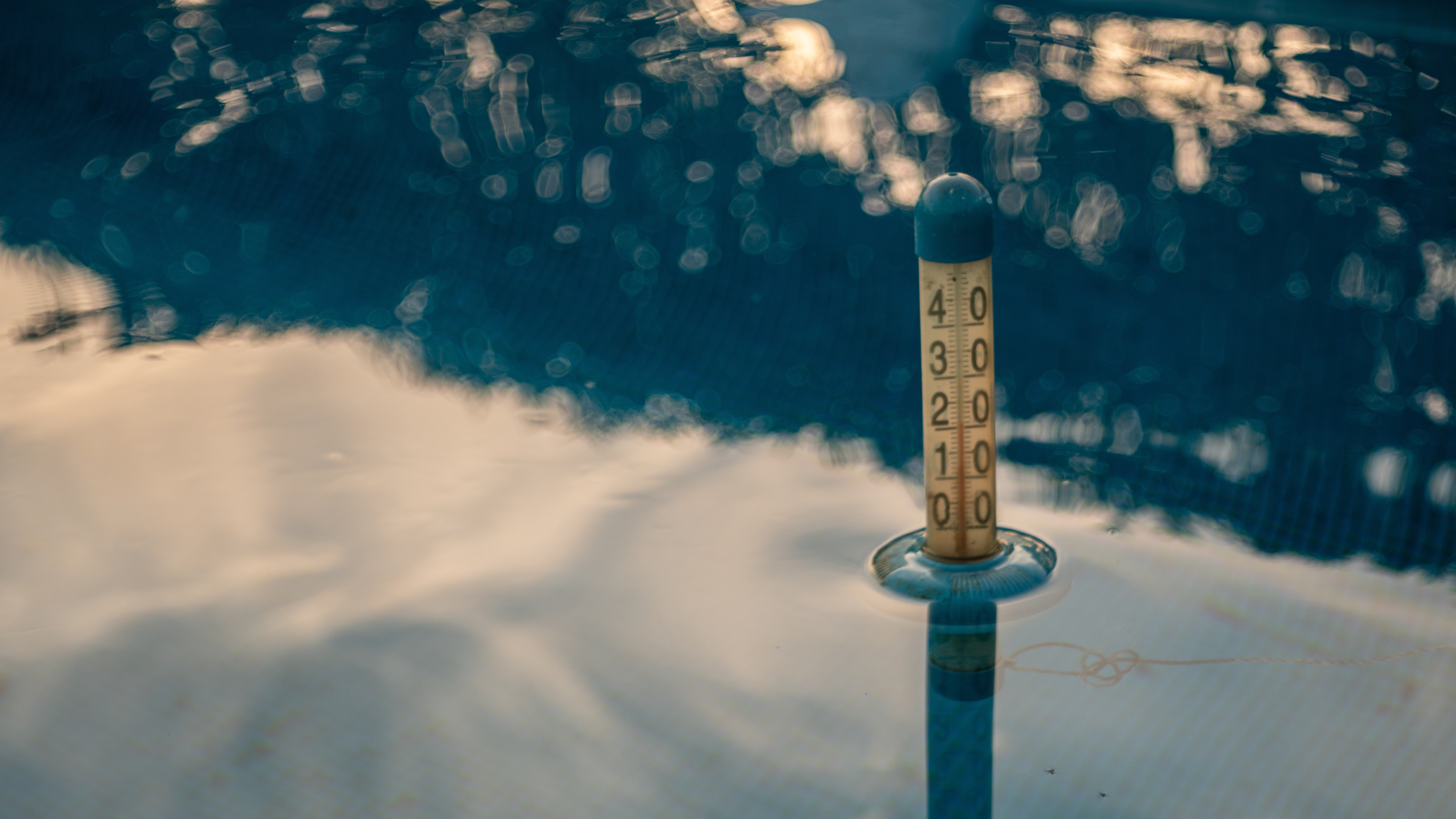 Prevent Pool Water Evaporation 