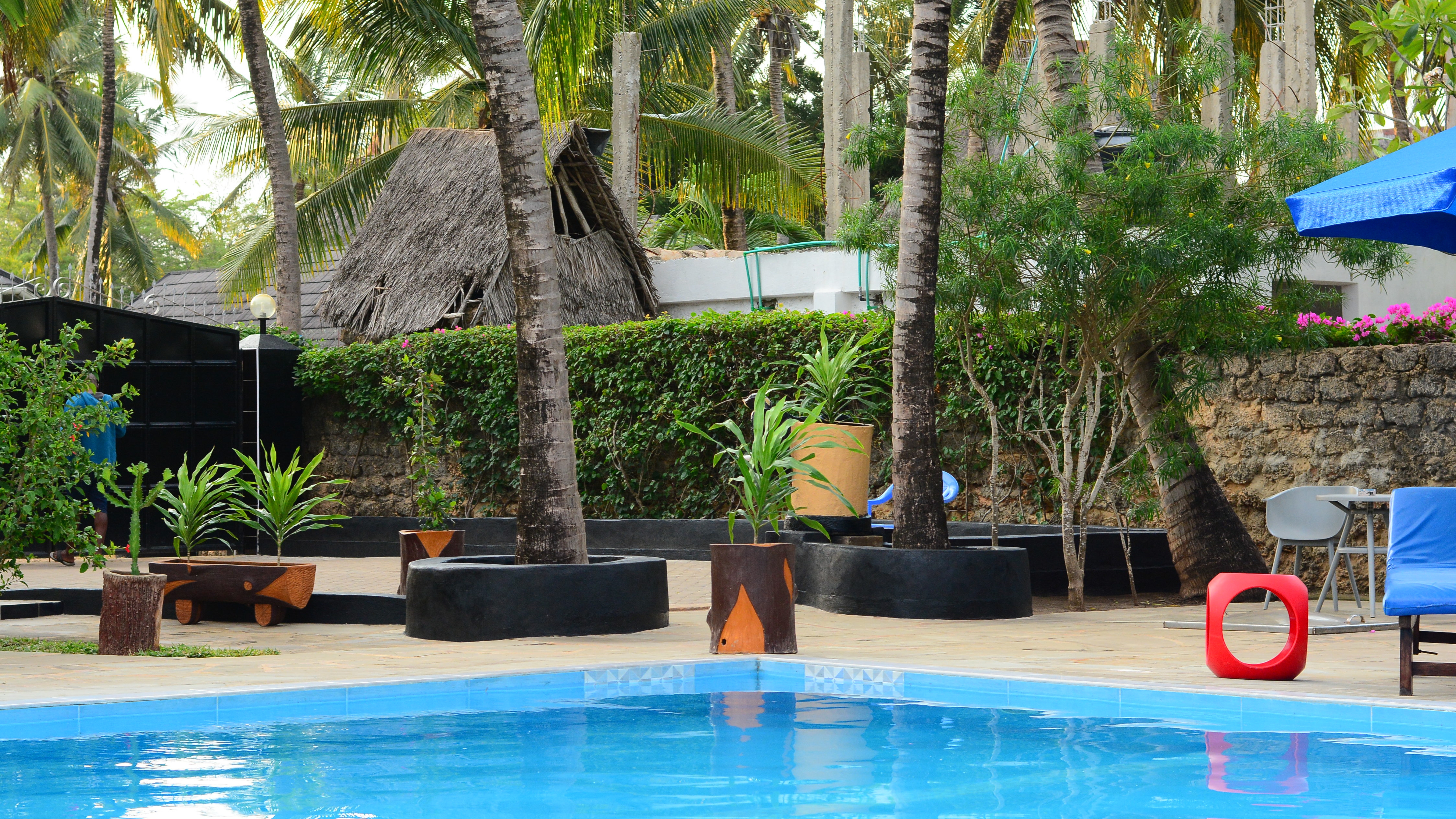 Prevent Pool Water Evaporation 
