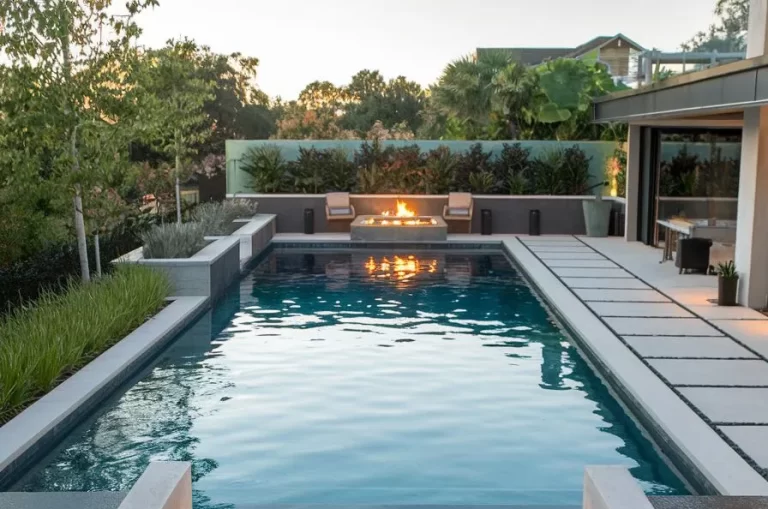 Resort-style pool in Florida